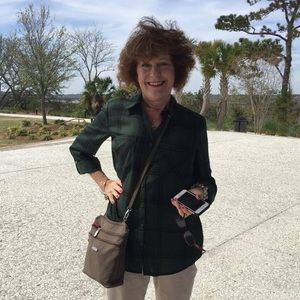 Meet your Posher, Betsy